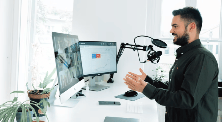 Conducting a webinar